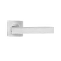 РУЧКА ДЛЯ ДВЕРЕЙ НА РОЗЕТКЕ PLAZA S-1135 SS