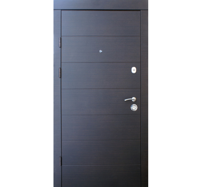 Дверь входная Qdoors Горизонталь венге темный гор./ венге ванильный гор.
